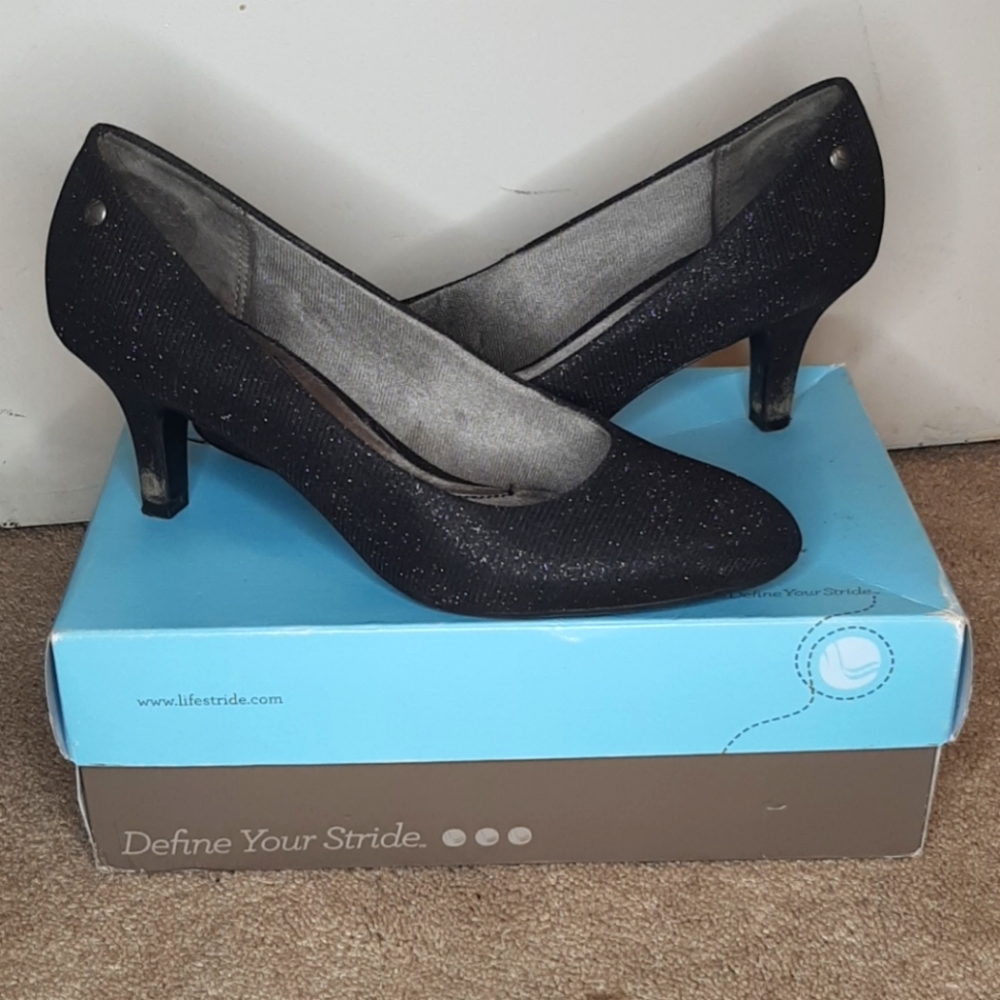 Dark blue sparkly heels (size 9)